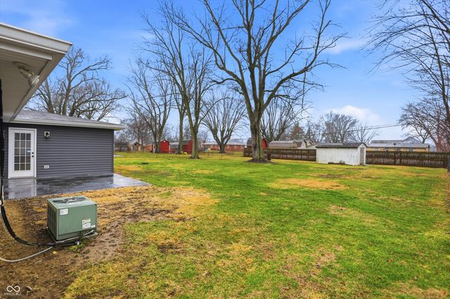 1134 N County Road 900 E, Avon, IN 46123