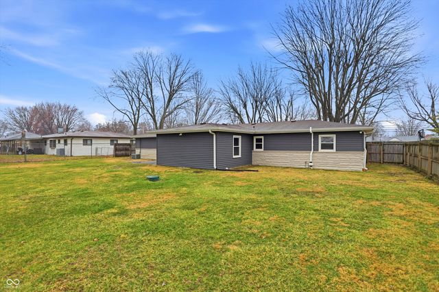 1134 N County Road 900 E, Avon, IN 46123