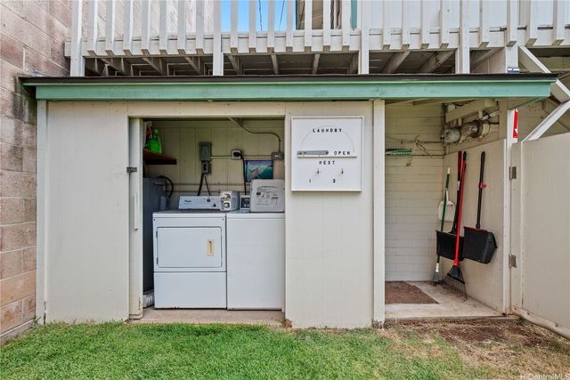 1917 Republican Street C, Honolulu, HI 96819
