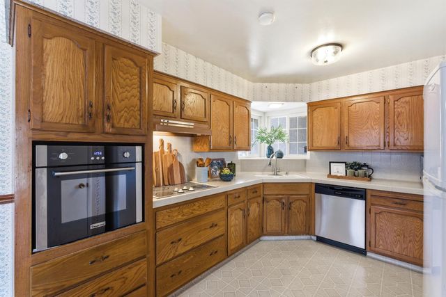 772 E Sample Avenue, Fresno, CA 93710