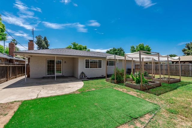 772 E Sample Avenue, Fresno, CA 93710