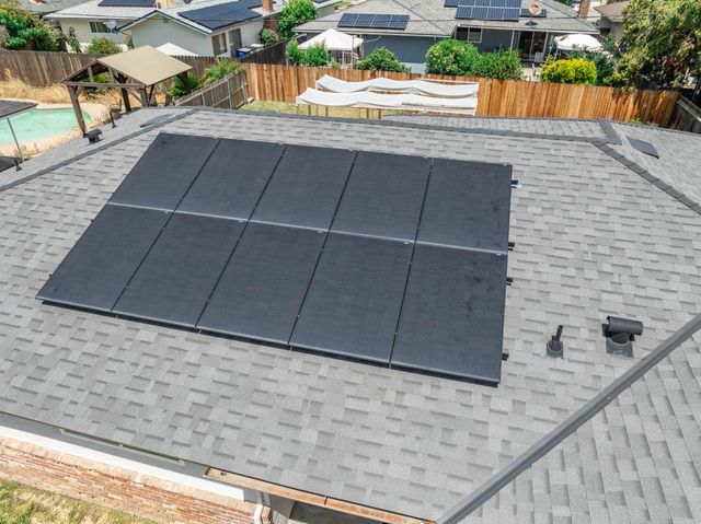 772 E Sample Avenue, Fresno, CA 93710