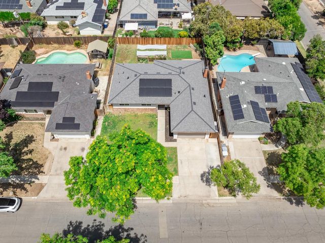 772 E Sample Avenue, Fresno, CA 93710