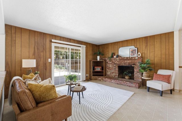 772 E Sample Avenue, Fresno, CA 93710