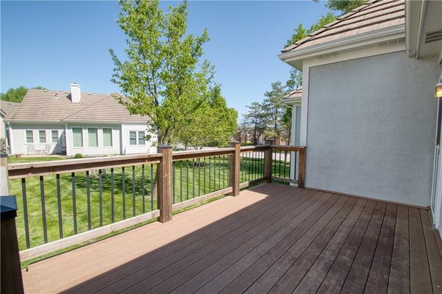 12227 Sagamore Road, Leawood, KS 66209