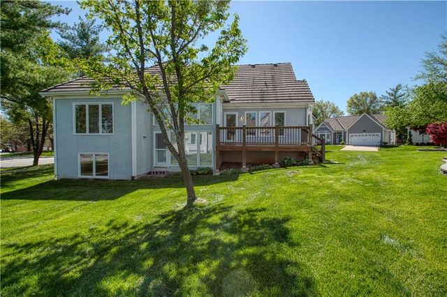 12227 Sagamore Road, Leawood, KS 66209