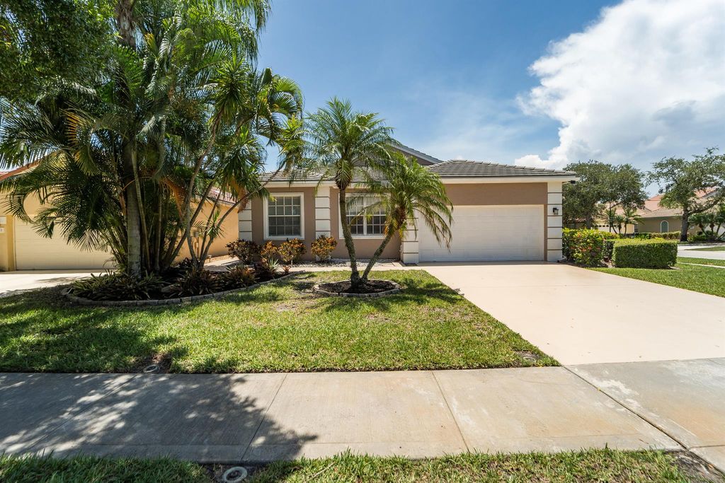 3002 SE Brierwood Place, Stuart, FL 34997
