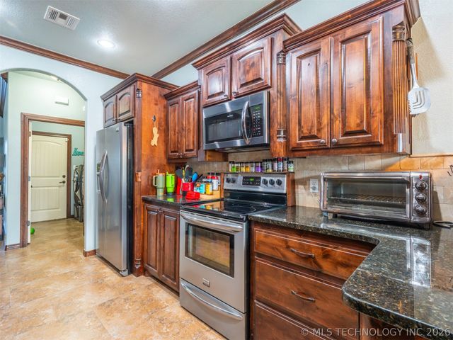 2015 Ten Springs, Mcalester, OK 74501