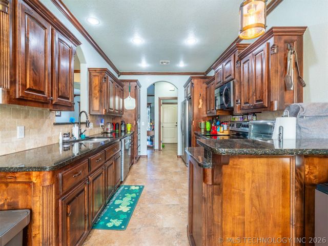 2015 Ten Springs, Mcalester, OK 74501