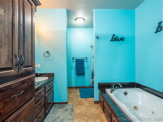 2015 Ten Springs, Mcalester, OK 74501