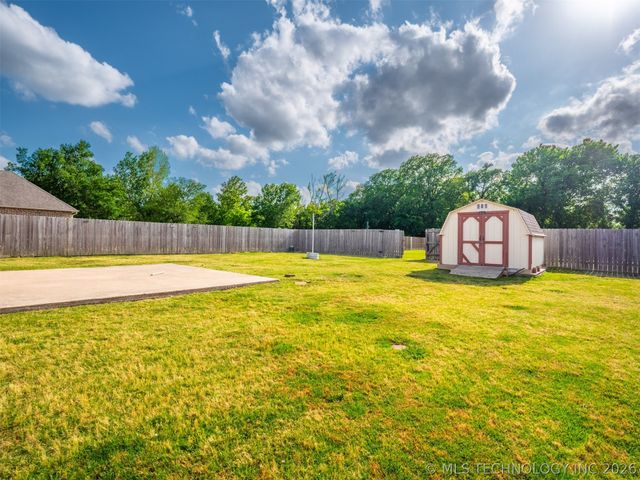 2015 Ten Springs, Mcalester, OK 74501