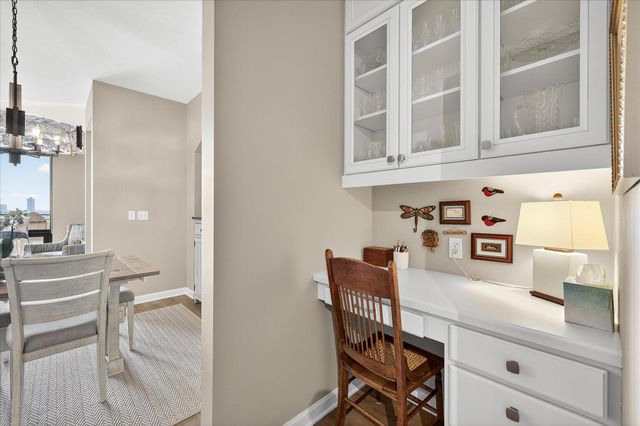 500 E Grant Street 907, Minneapolis, MN 55404