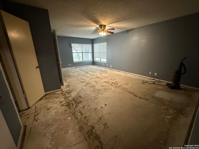 12319 Autumn Vista, San Antonio, TX 78249