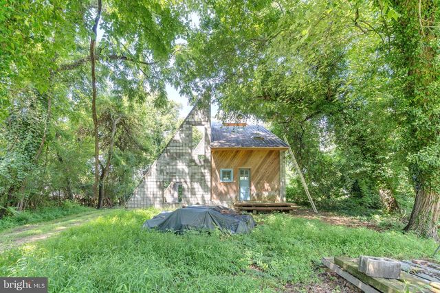 5810 FENWICK RD, Bryans Road, MD 20616