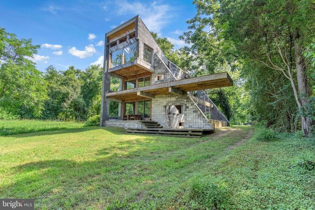 5810 FENWICK RD, Bryans Road, MD 20616