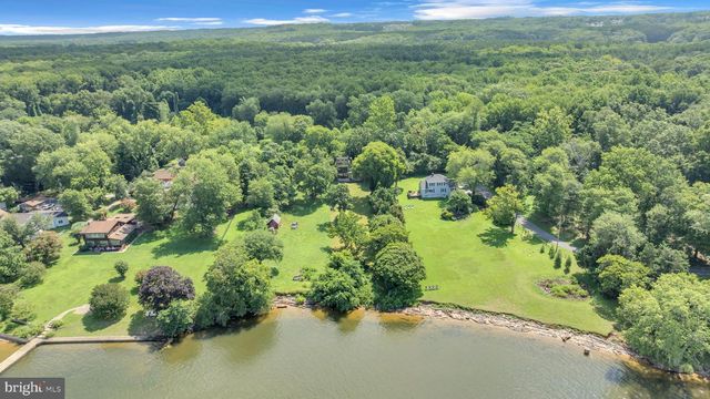 5810 FENWICK RD, Bryans Road, MD 20616