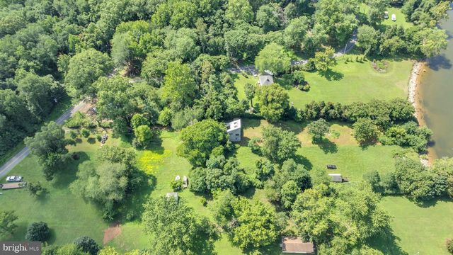 5810 FENWICK RD, Bryans Road, MD 20616