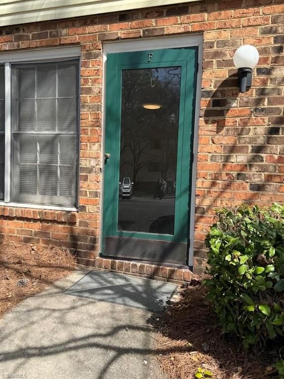 2810 Pelham Place F, Winston-salem, NC 27106