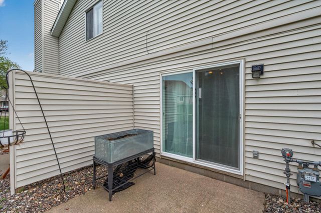 7811 Hemingway Avenue S, Cottage Grove, MN 55016