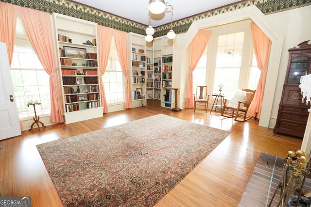 130 LaGrange Street, Newnan, GA 30263