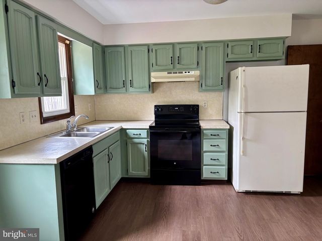 467 S PLUM ST, Mount Joy, PA 17552