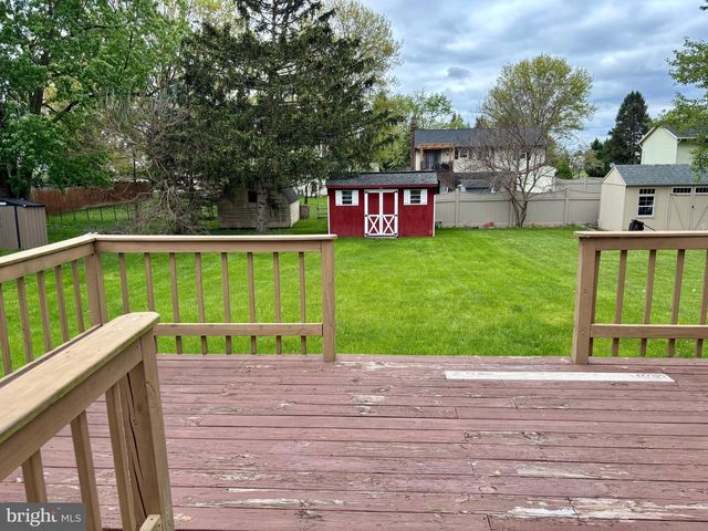 467 S PLUM ST, Mount Joy, PA 17552