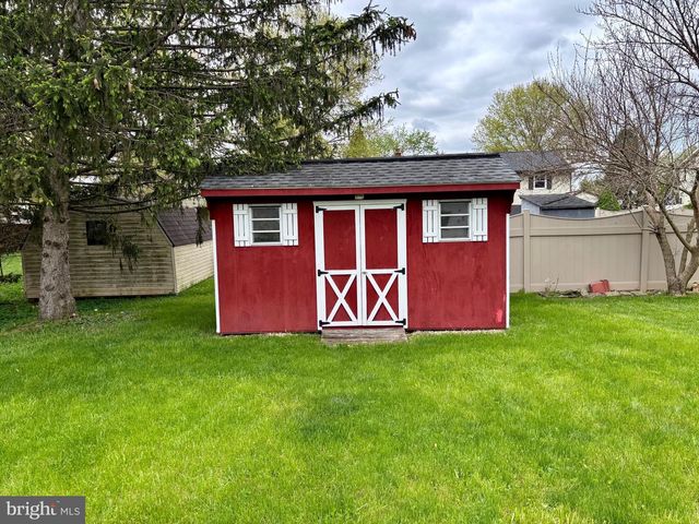 467 S PLUM ST, Mount Joy, PA 17552