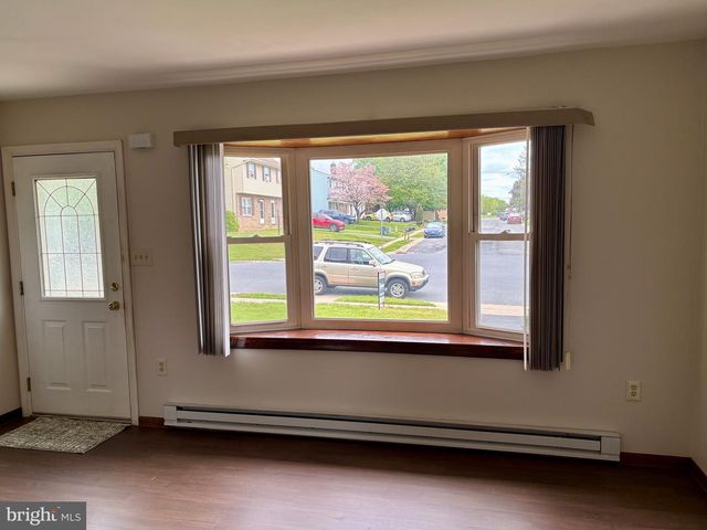 467 S PLUM ST, Mount Joy, PA 17552