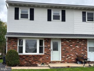 467 S PLUM ST, Mount Joy, PA 17552