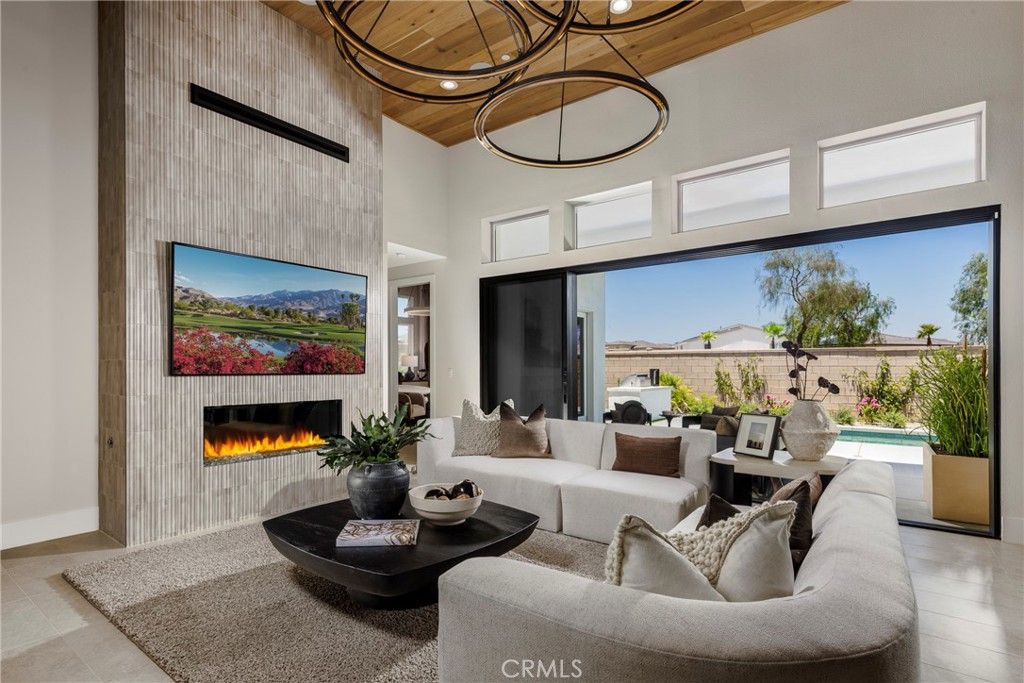 Image 2 of property listing at 75157 Radford Drive, Palm Desert, CA 92211