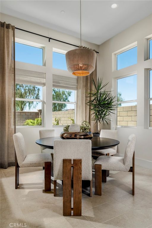 Image 4 of property listing at 75157 Radford Drive, Palm Desert, CA 92211