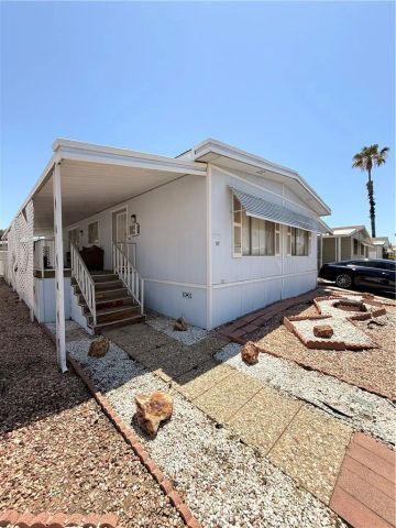 1525 Oakland 57, Hemet, CA 92543