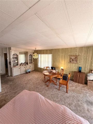 1525 Oakland 57, Hemet, CA 92543
