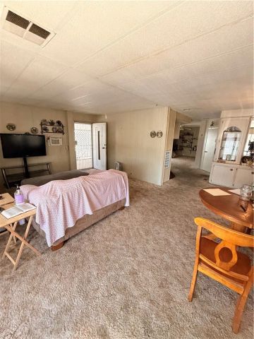 1525 Oakland 57, Hemet, CA 92543