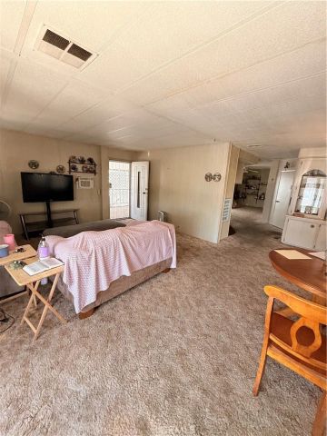1525 Oakland 57, Hemet, CA 92543