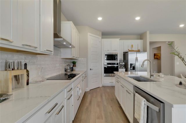 6489 NW Cloverdale Avenue, Port St. Lucie, Port St Lucie, FL 34987