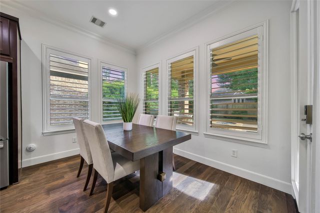 15 Corbel Point Way, The Woodlands, TX 77375