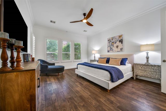 15 Corbel Point Way, The Woodlands, TX 77375