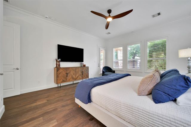 15 Corbel Point Way, The Woodlands, TX 77375