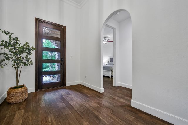 15 Corbel Point Way, The Woodlands, TX 77375