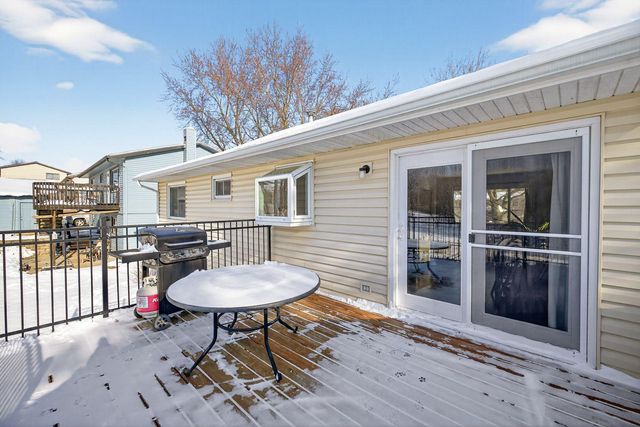 3709 Willow Heights Drive SW, Rochester, MN 55902