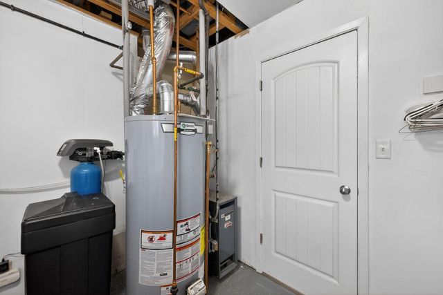 3709 Willow Heights Drive SW, Rochester, MN 55902