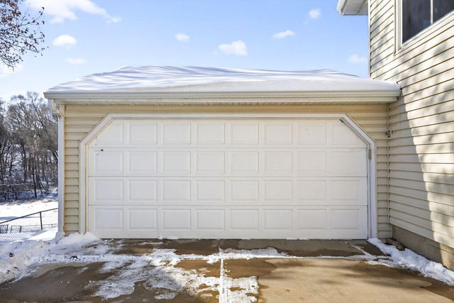 3709 Willow Heights Drive SW, Rochester, MN 55902