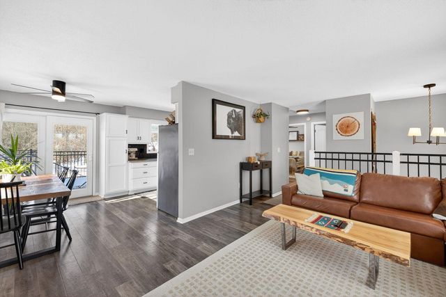 3709 Willow Heights Drive SW, Rochester, MN 55902