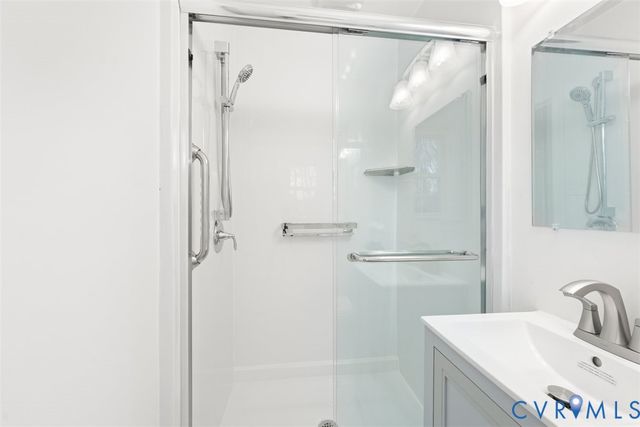 10072 Beechwood Dr, Hanover, VA 23116