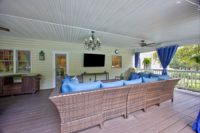 51 RAMBLEWOOD DR, Glenmoore, PA 19343