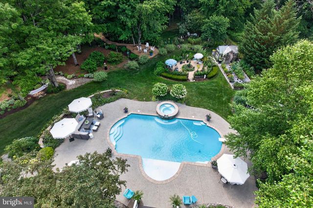 51 RAMBLEWOOD DR, Glenmoore, PA 19343