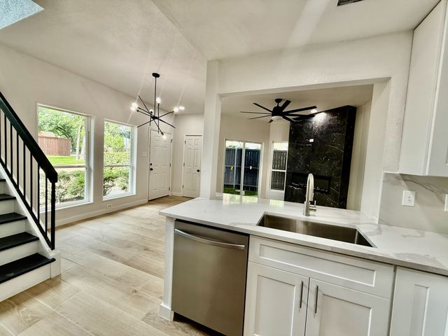 5757 Martel Avenue B06, Dallas, TX 75206