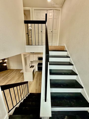 5757 Martel Avenue B06, Dallas, TX 75206