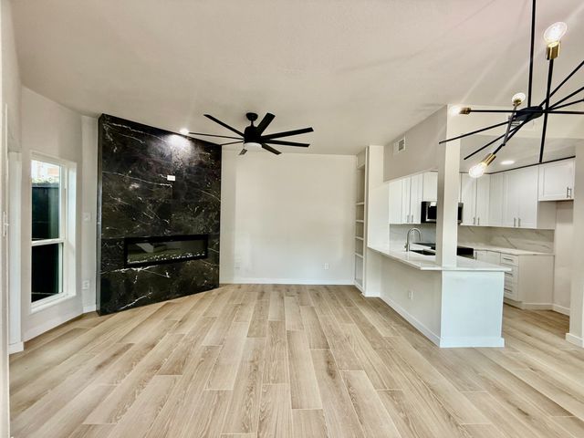 5757 Martel Avenue B06, Dallas, TX 75206